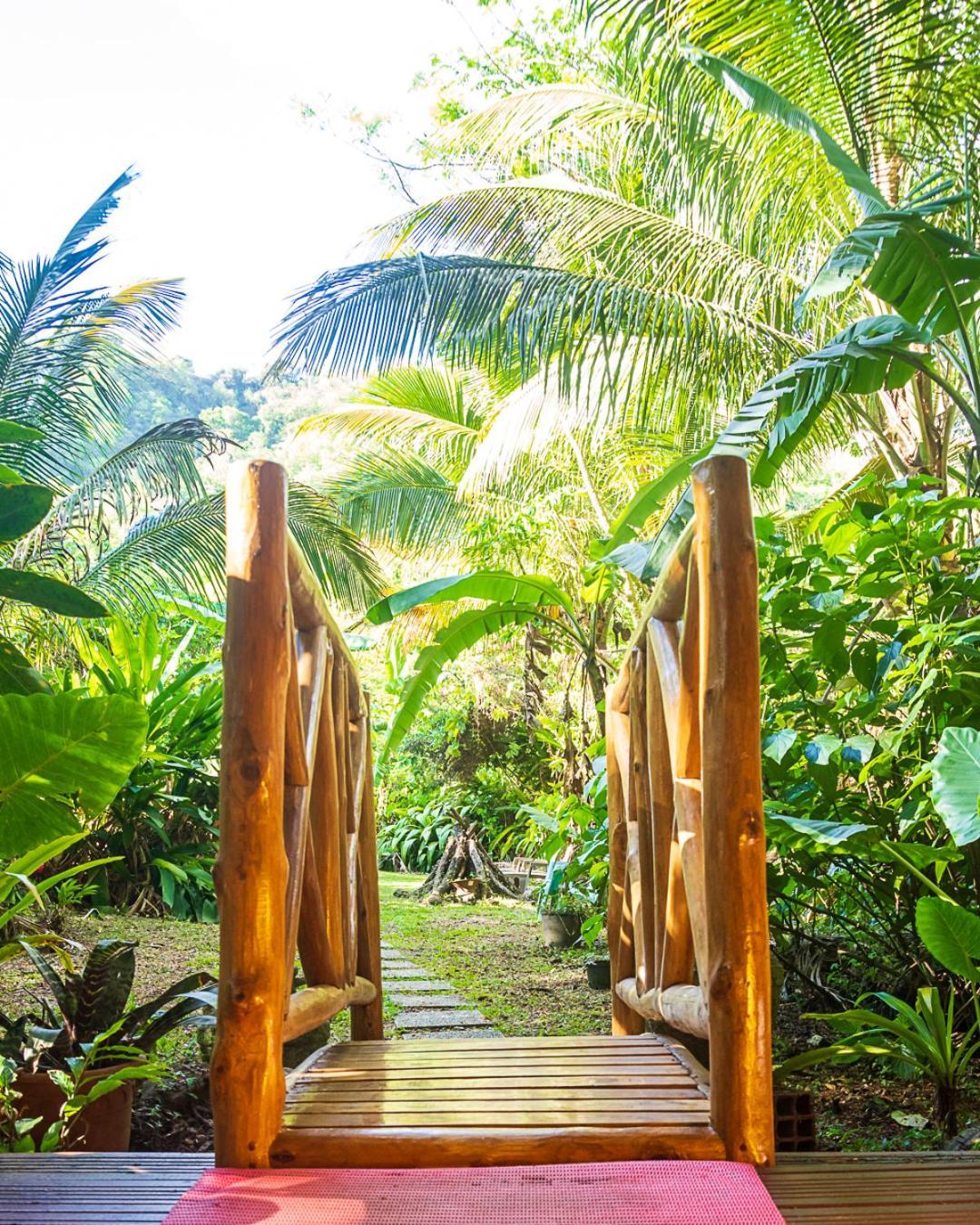 Martinique Treehouse Villa Canton Suisse Exterior photo