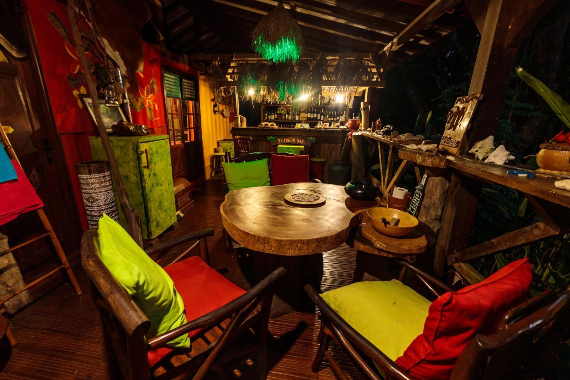 Martinique Treehouse Villa Canton Suisse Exterior photo